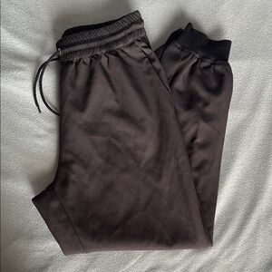 JOHN + JENN Women’s Black Jogger Pants